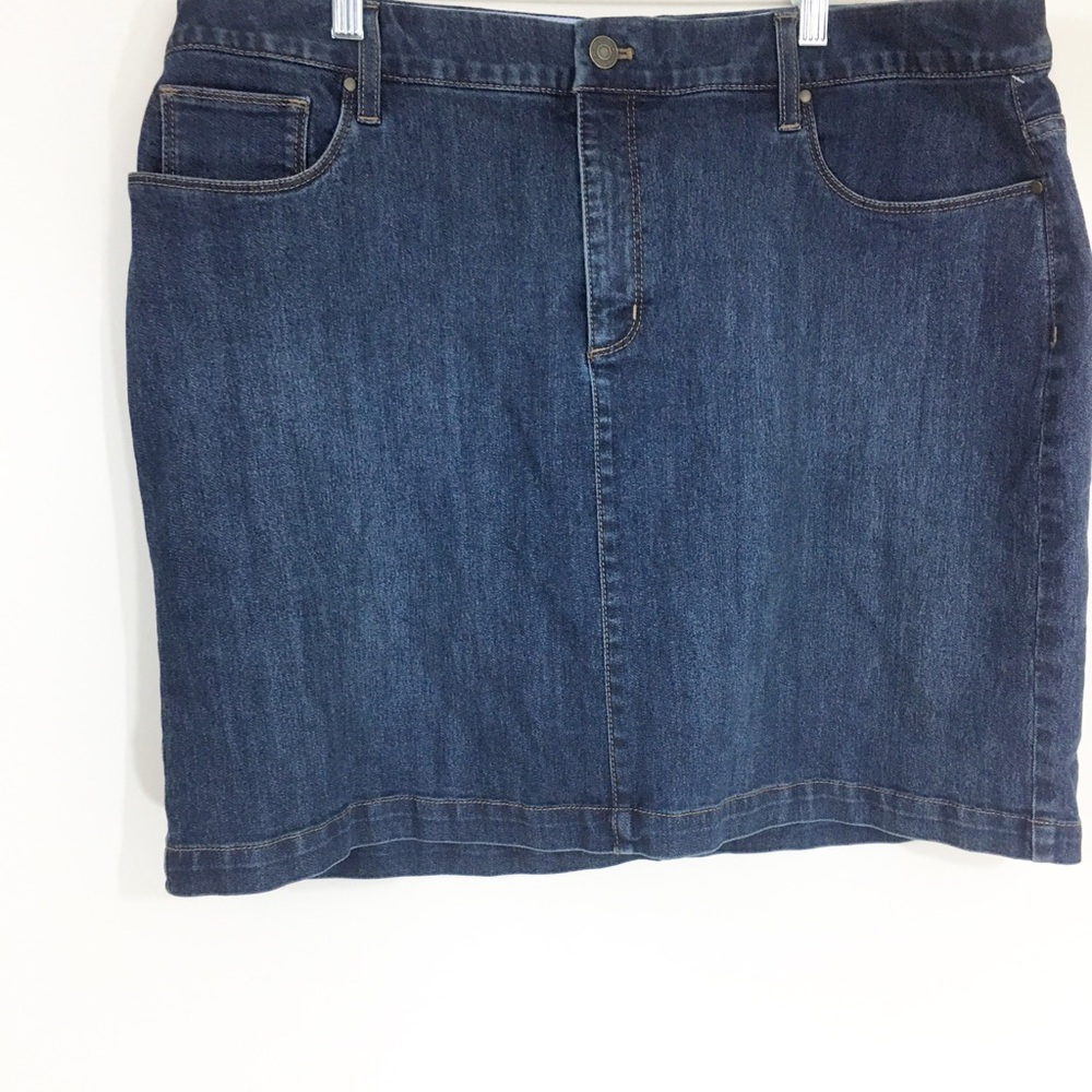 Croft & Barrow Women’s Jean Skort